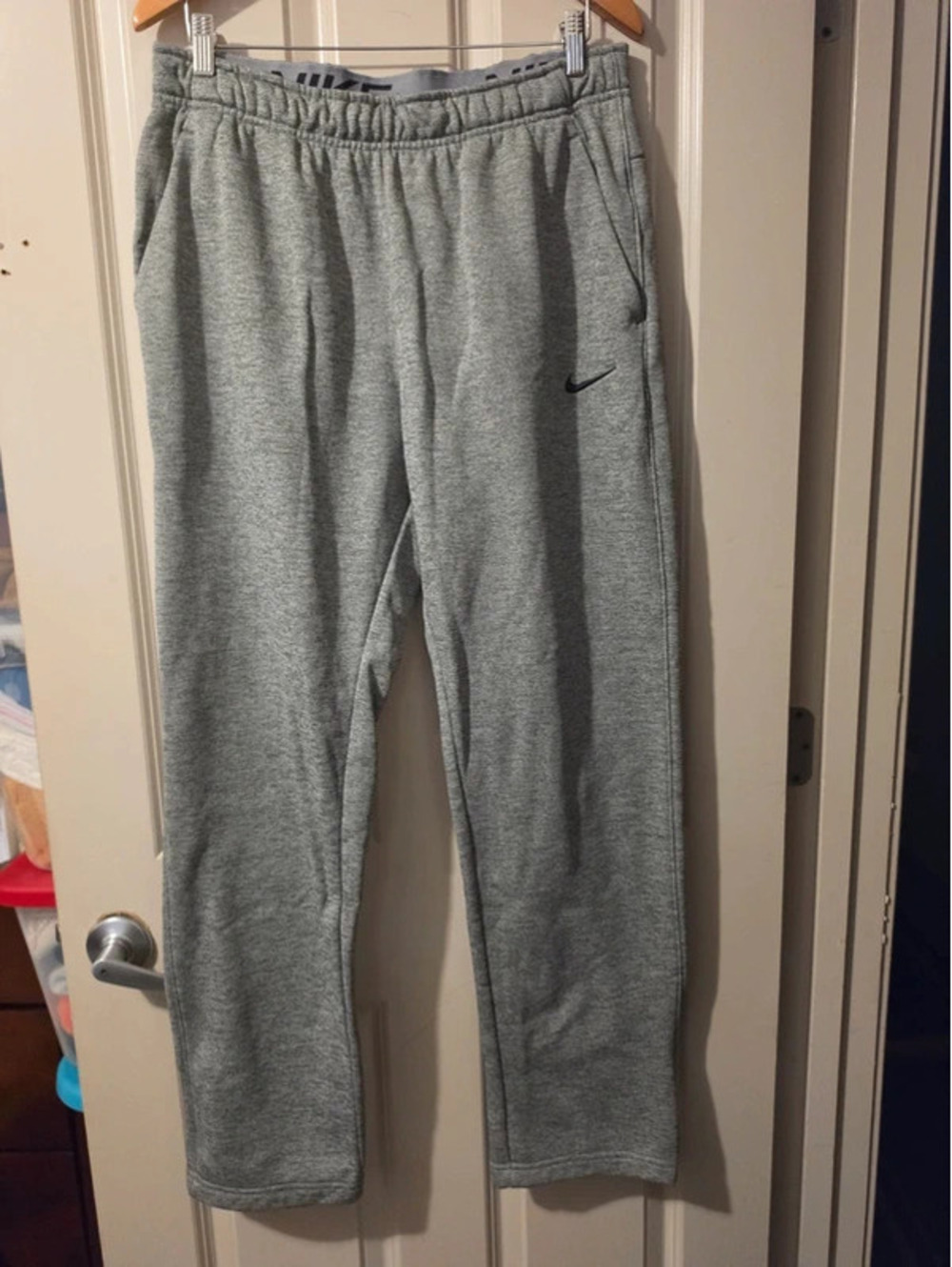 Nike Men's Therma-FIT / Dri-FIT Heather Gray Athletic Sweatpants